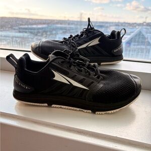 Altra Solstice Women's Zero-Drop Running Shoes - Size 9